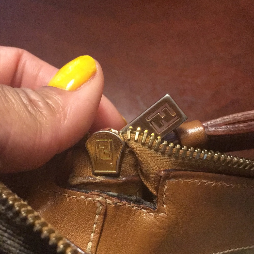 Authentic Rare Fendi Roma - Picture 7 of 12